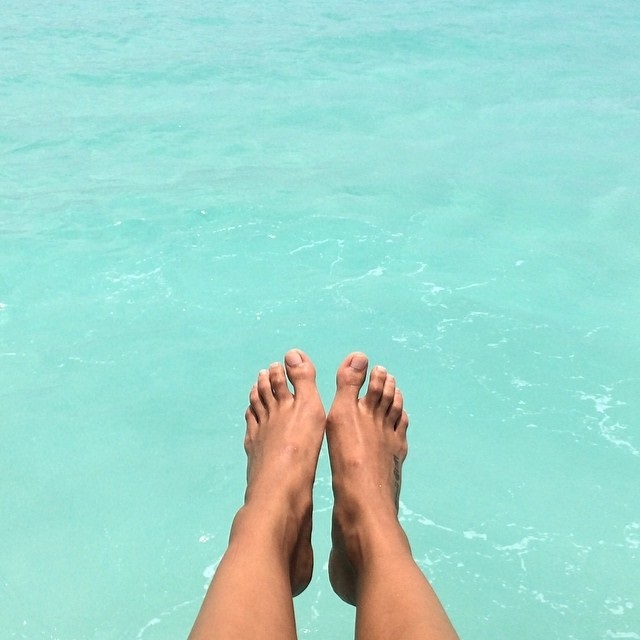 carolina guerra feet