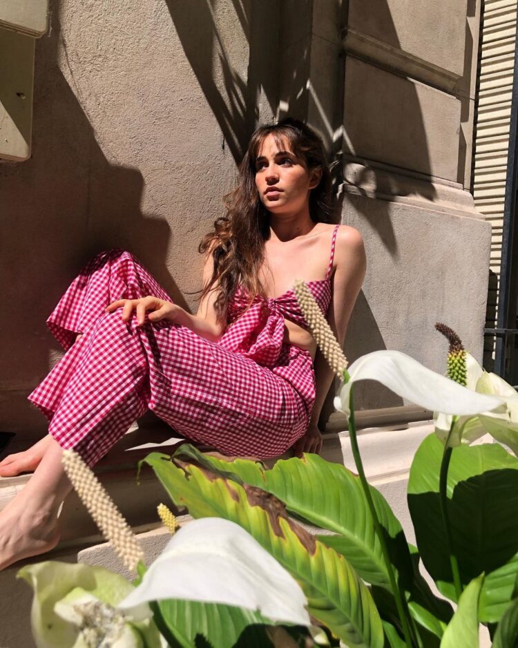 carolina kopelioff feet 3