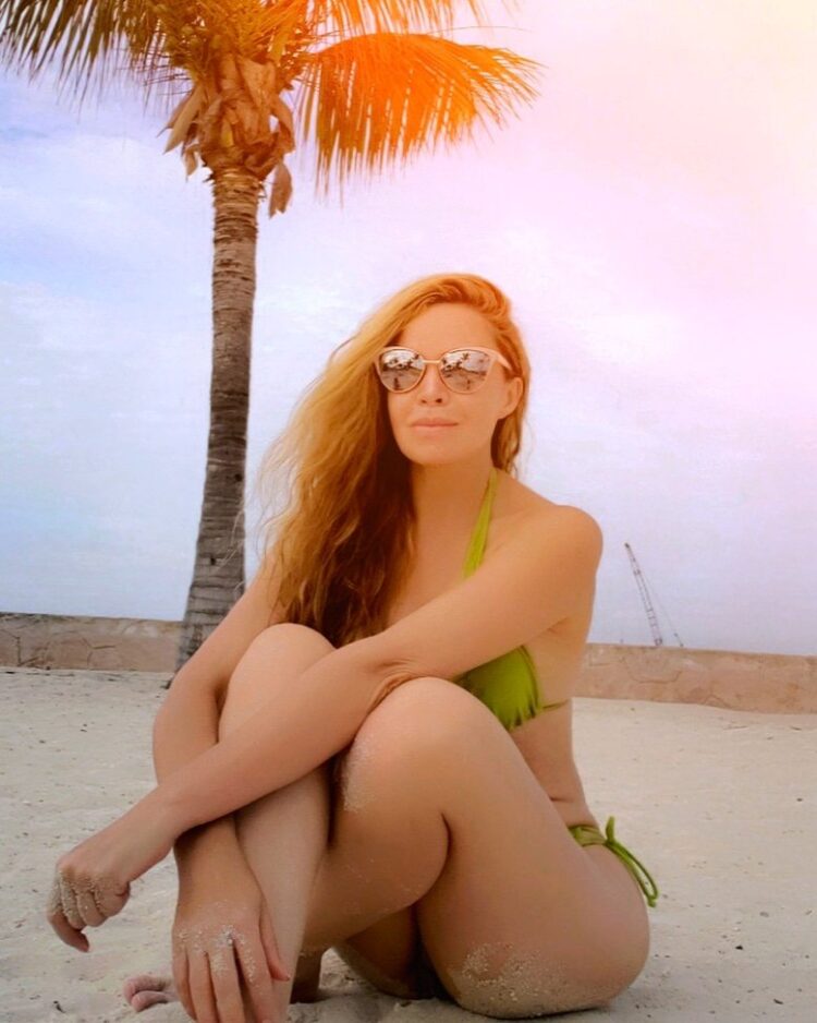 carolina la o feet 3