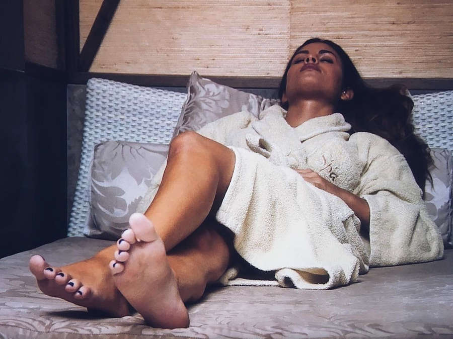 carolina loureiro feet 6