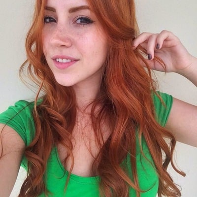 carolina luchtenberg feet 2