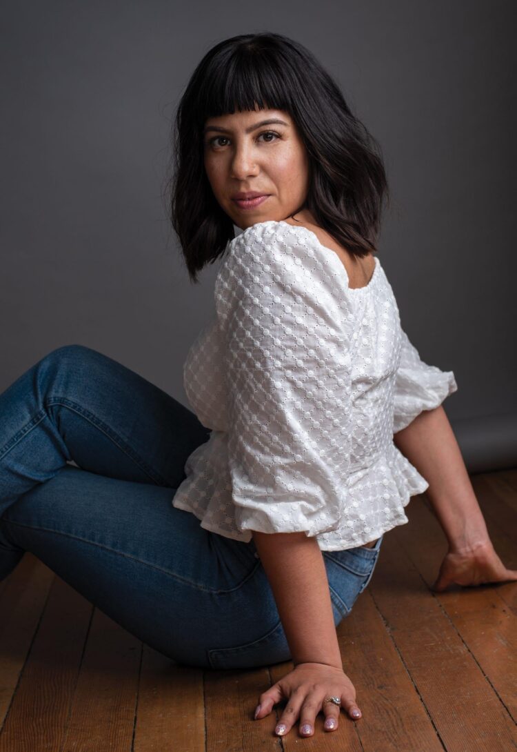 carolina toha feet 6