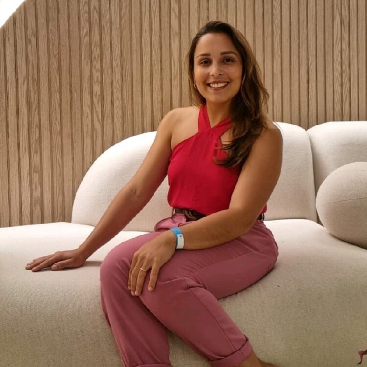 caroline borges feet 6