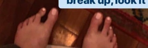 caroline calloway feet 5