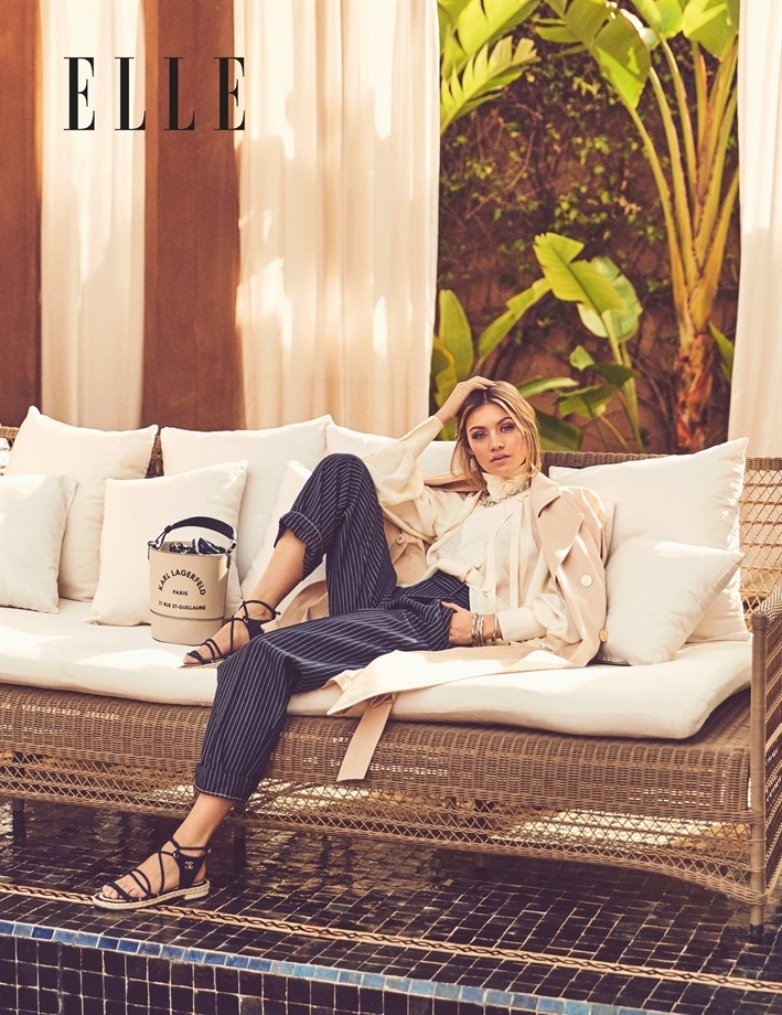 caroline corinth feet 6