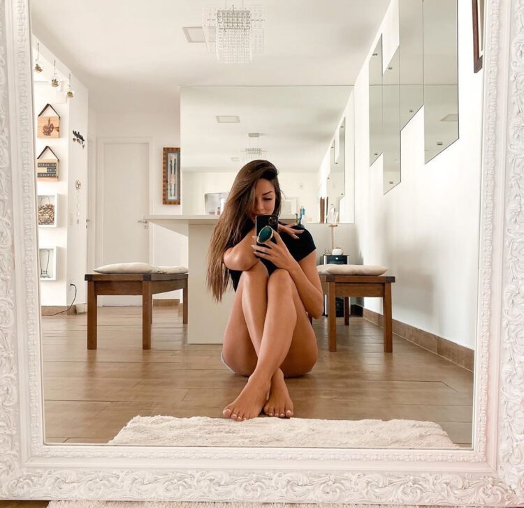 caroline dare feet 5