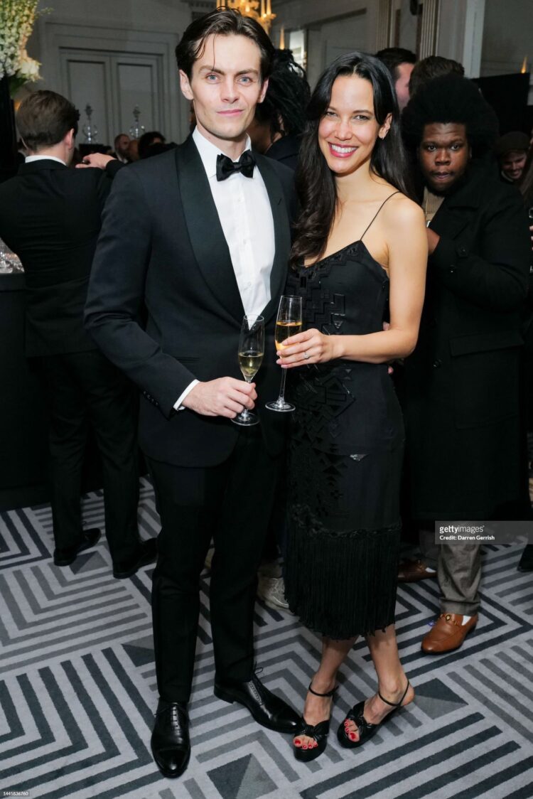 caroline ford feet 3