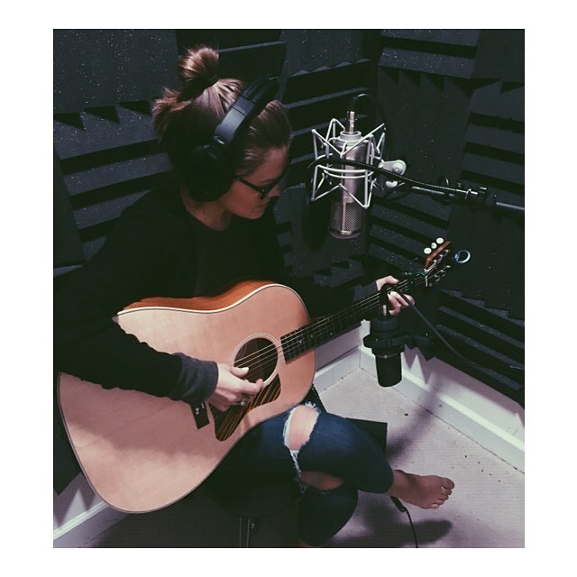 caroline glaser feet 5