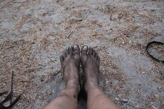 caroline gomes feet 6