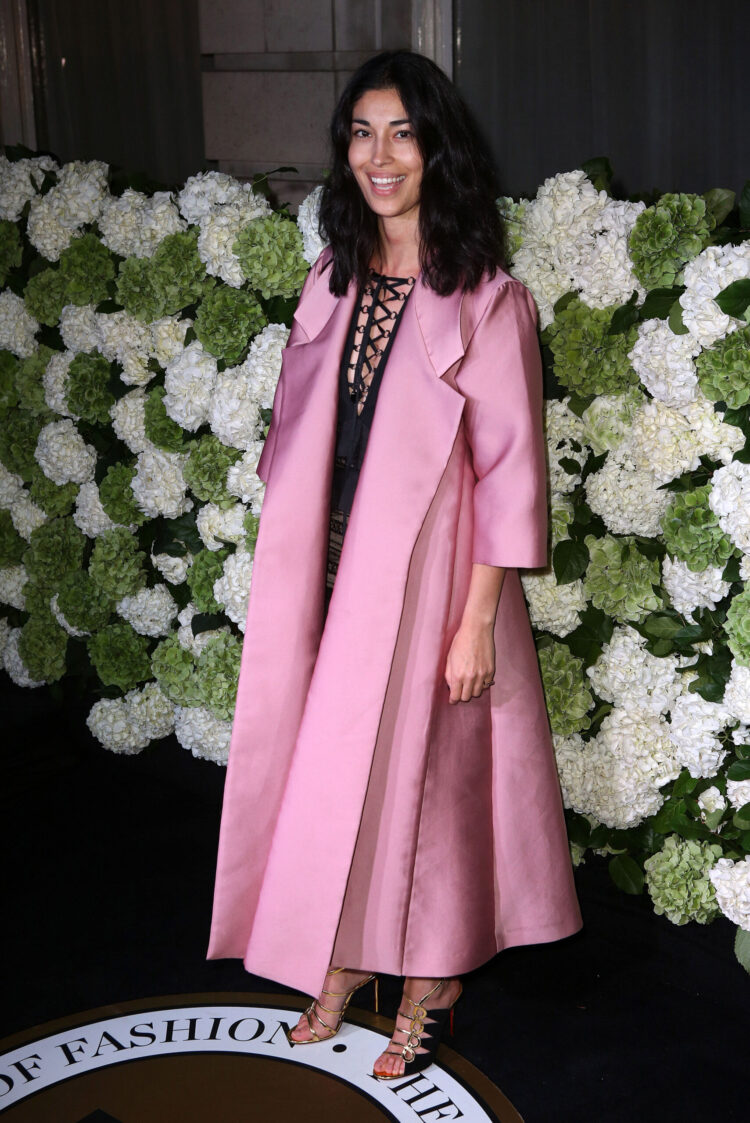 caroline issa feet 1 scaled