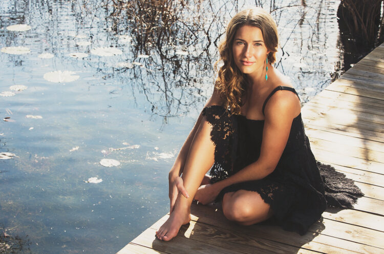 caroline jones feet 4