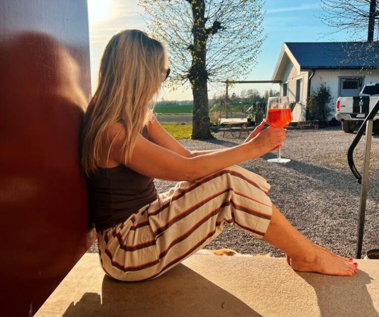 caroline kejbert feet 1