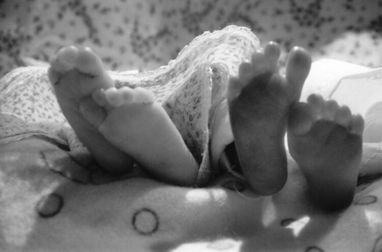 caroline kirkland feet 5