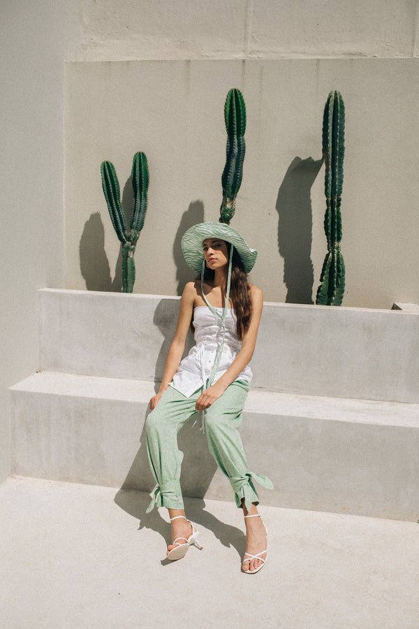 caroline machado feet 4