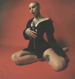 caroline miner smith feet 3