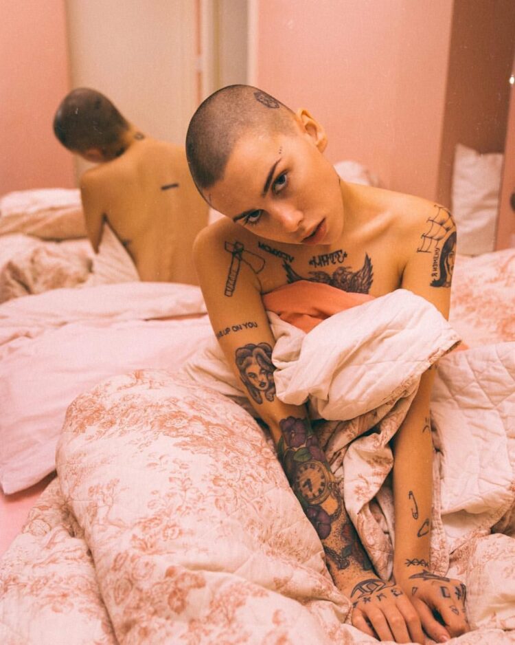 caroline miner smith feet