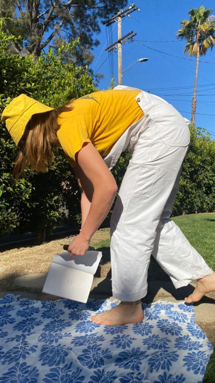 caroline pennell feet 3