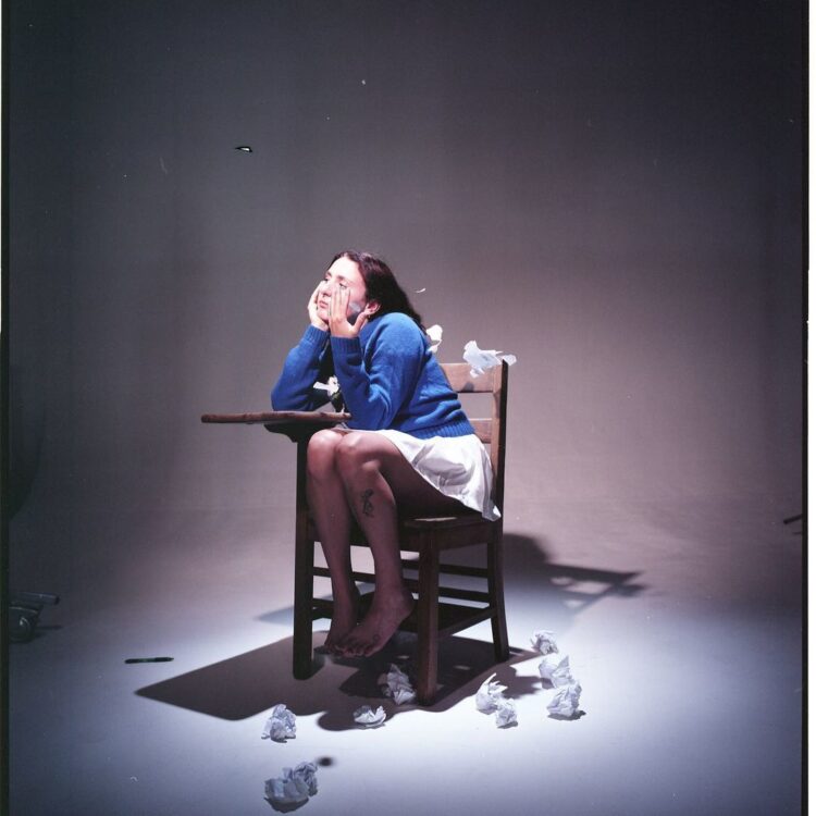 caroline pennell feet 6