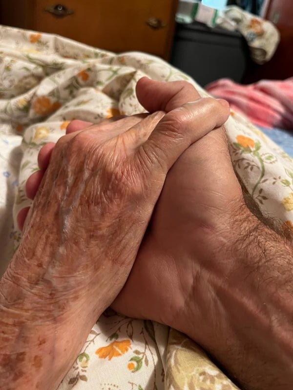 caroline preuss feet rotated