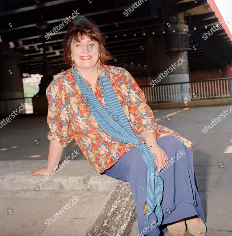 caroline quentin feet 5