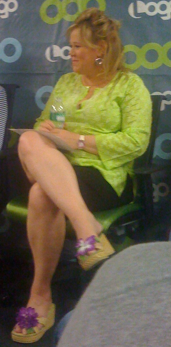 caroline rhea feet 2