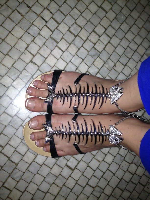 caroline rhea feet