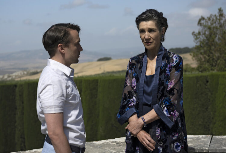 caroline roman feet 4