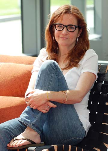 caroline thompson feet