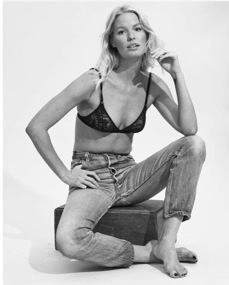 caroline winberg feet 5