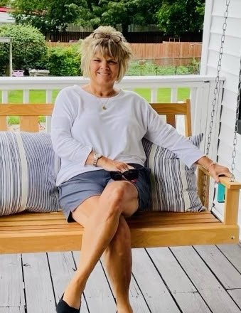 carolyn d. wright feet 3