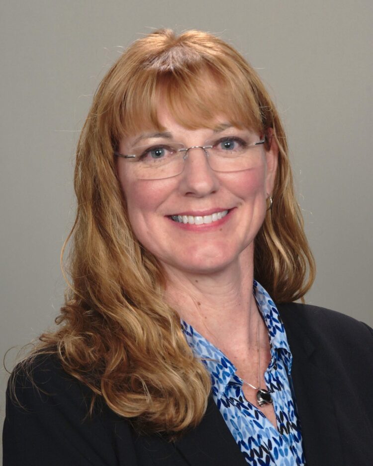 carolyn d. wright feet