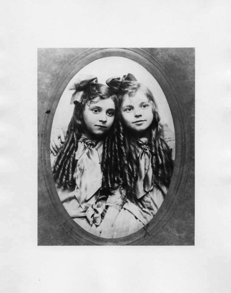 carolyn forche feet 3