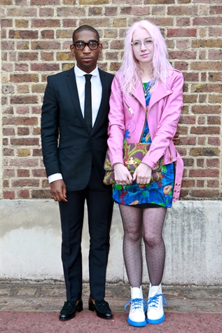 carri mundane feet 4