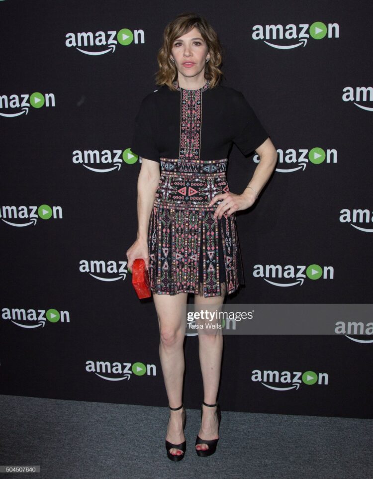 carrie brownstein feet 3