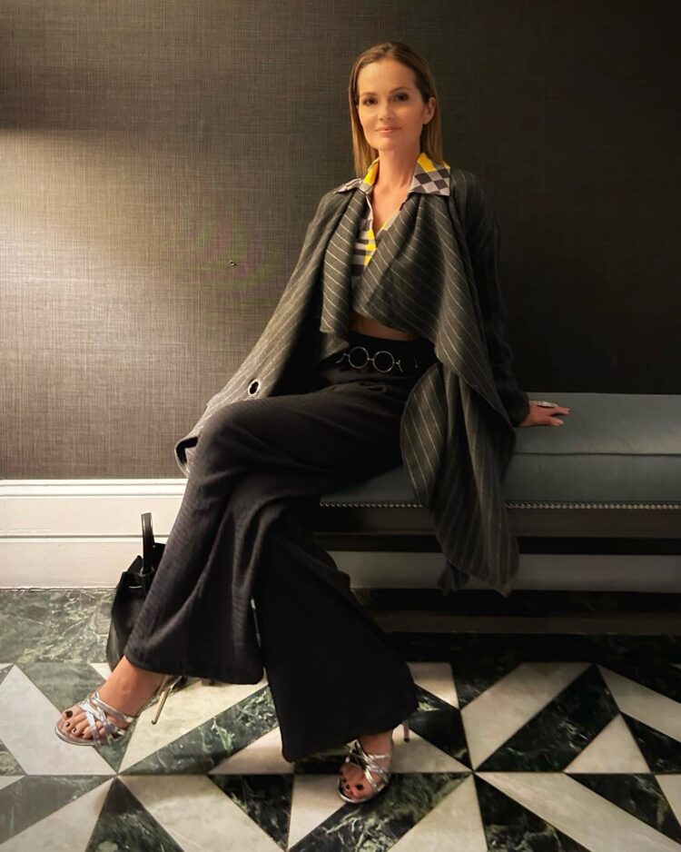 carrie schroeder feet 4