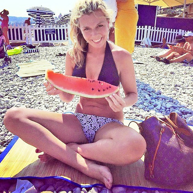 carrie symonds feet 1