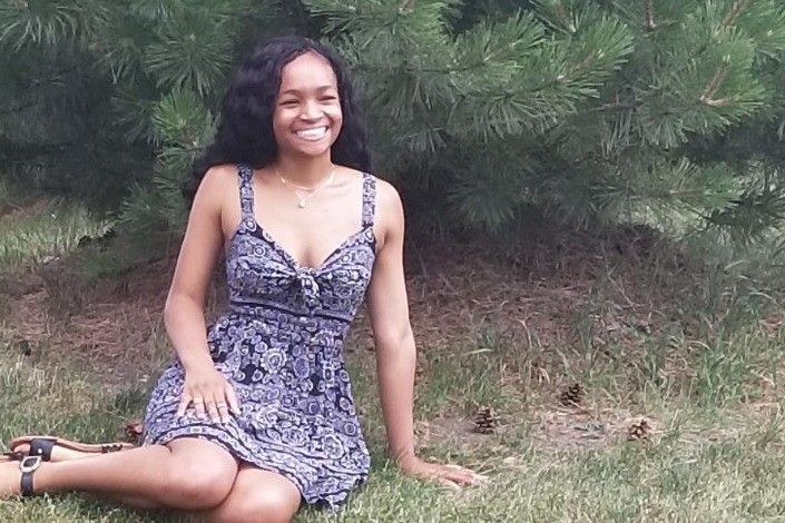 carrie walker feet 3