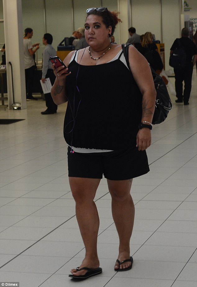 casey donovan feet 3