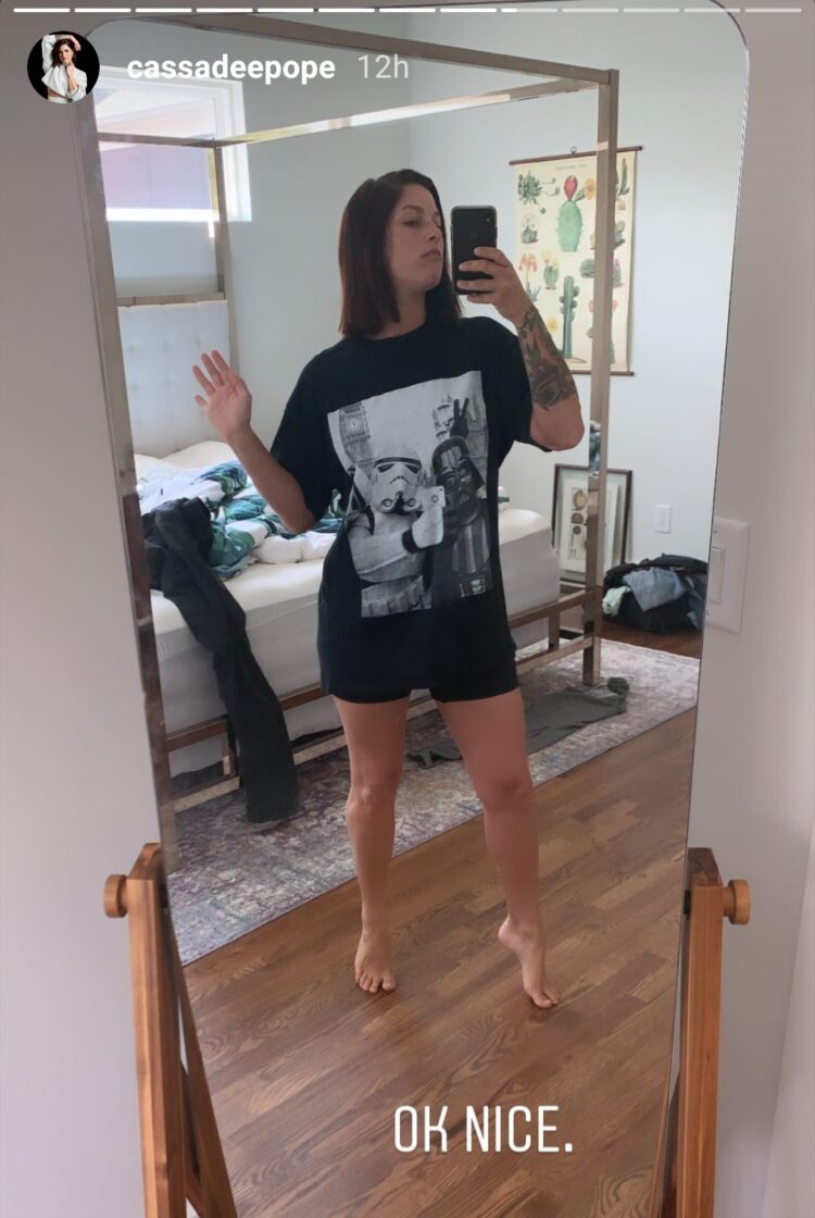 cassadee pope feet 2