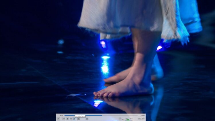 cassandra coleman feet 5