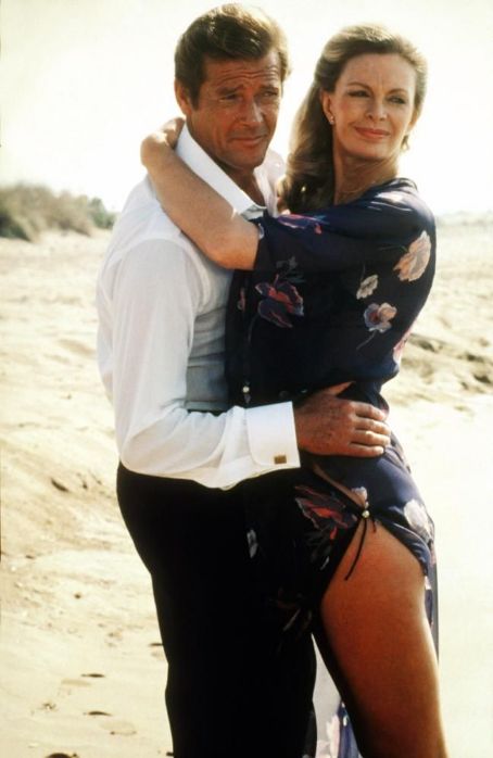 cassandra harris feet 6