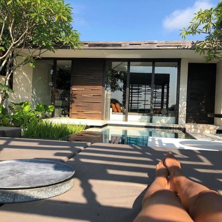 cassandra seidenfeld feet 5