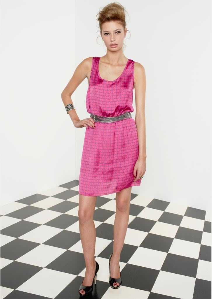 cassi van den dungen feet 5