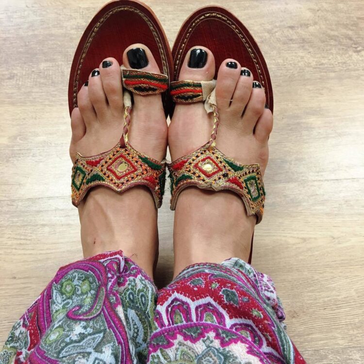 cassia linhares feet 2