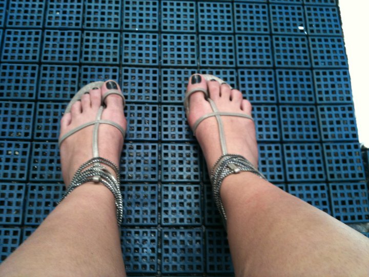 cassia linhares feet 3