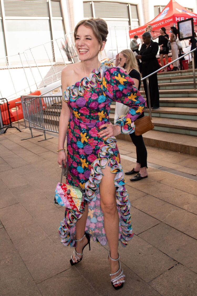 cassidy banks feet 5 scaled