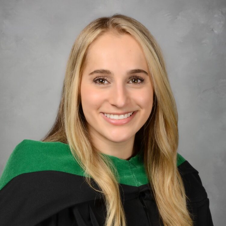 cassidy elgomayel feet 3