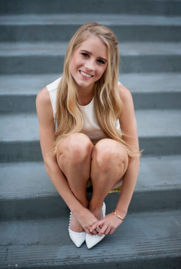 cassidy gifford feet 4