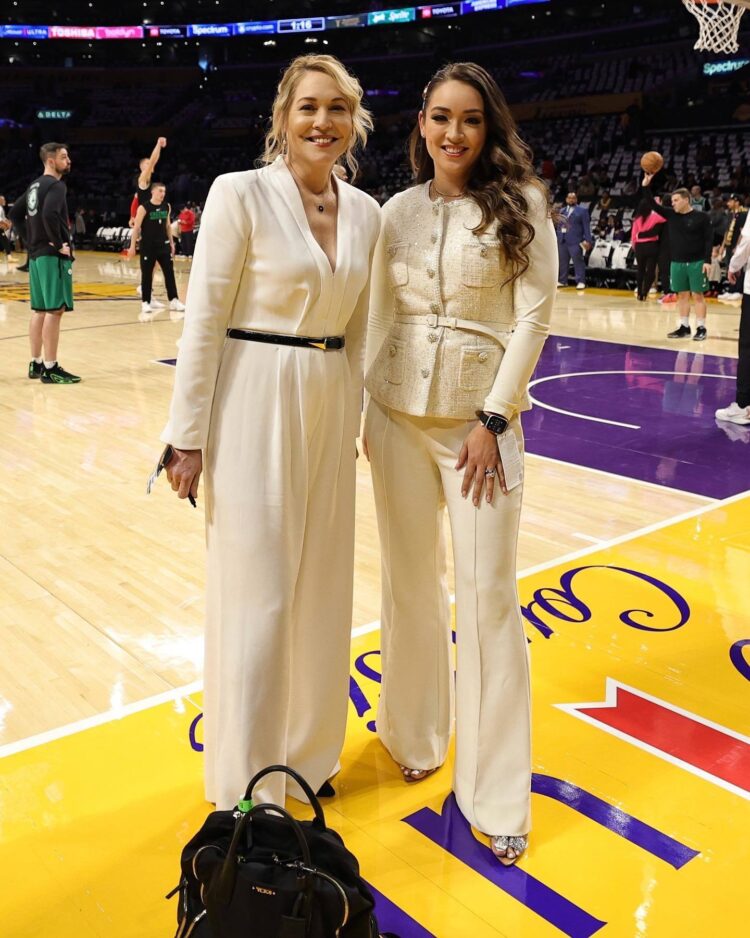 cassidy hubbarth feet 4