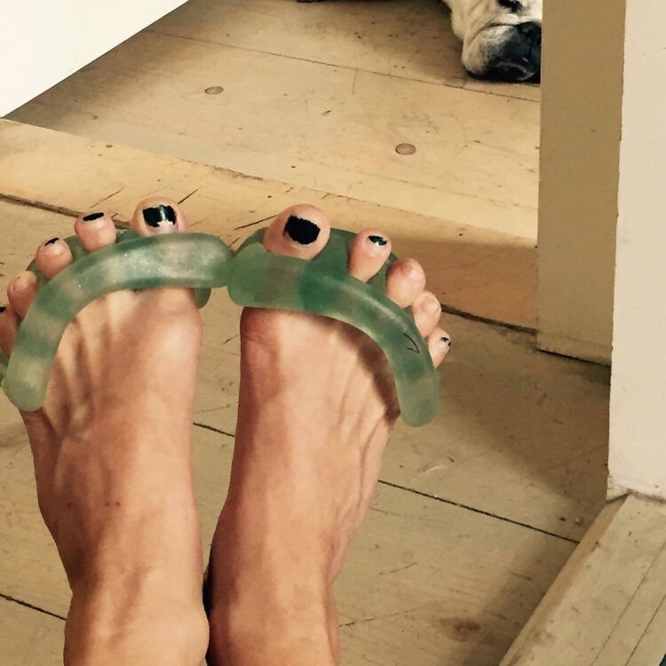 cat greenleaf feet 3